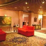 فندق Ariane 3*